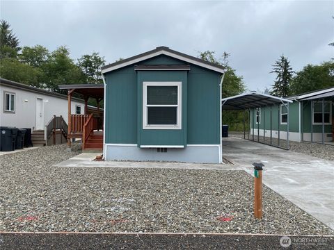 Photo of 2010 Broadway Avenue #9, Hoquiam, WA 98550 (MLS # 2410744)