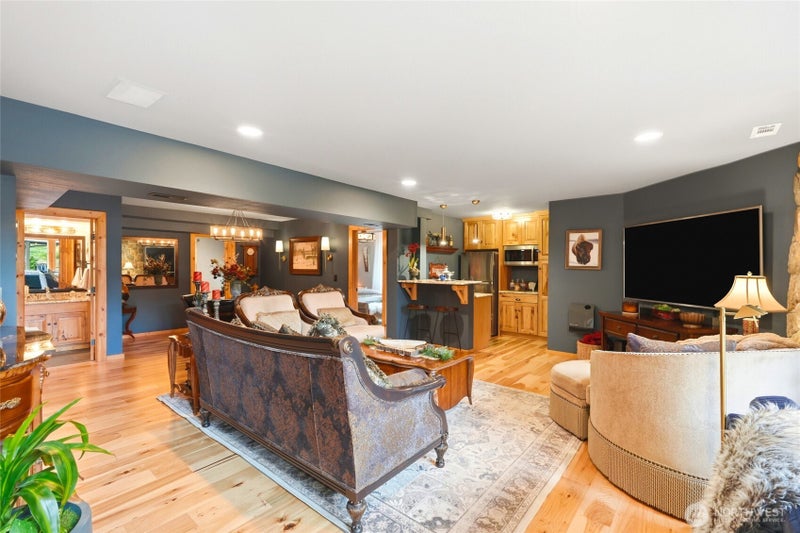 5805 176th Drive SE