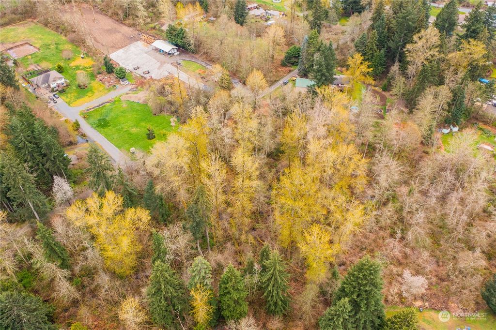 Photo of 13911 230th St St SE, Snohomish, WA 98296 (MLS # 2219864)