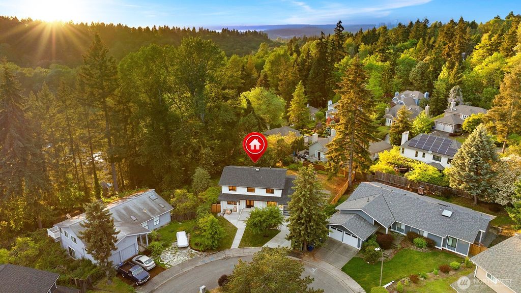 Photo of 13400 SE 56th Place, Bellevue, WA 98006 (MLS # 2519243)