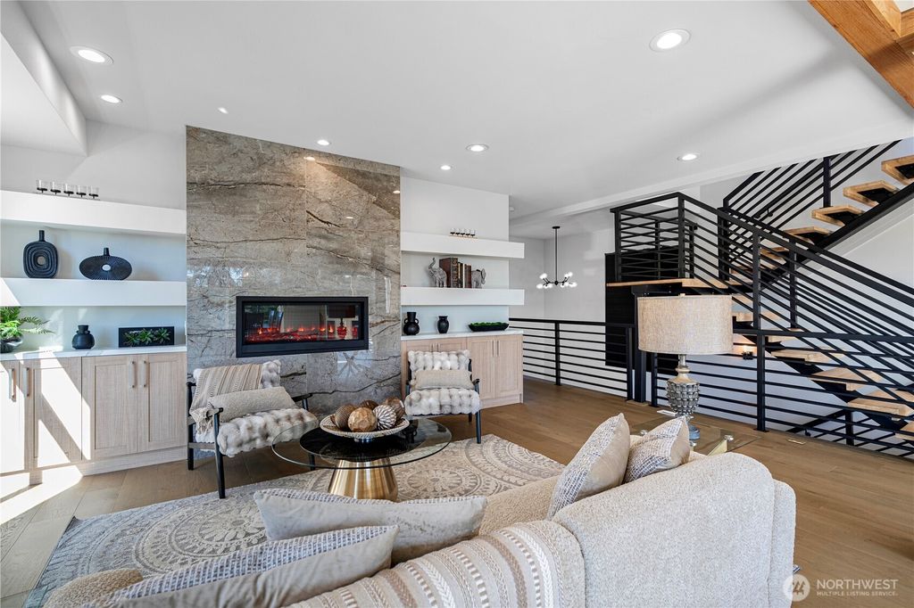 Photo of 7107 Aurora Avenue N, Seattle, WA 98103 (MLS # 2505471)