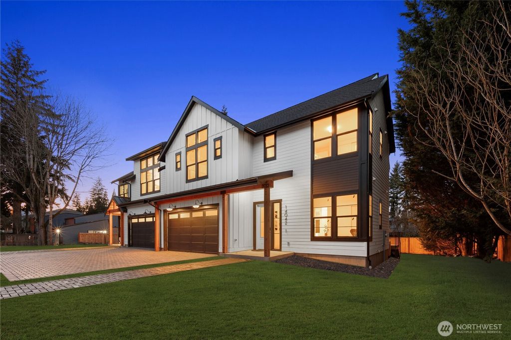 Photo of 14142 SE 8th Street, Bellevue, WA 98007 (MLS # 2431195)