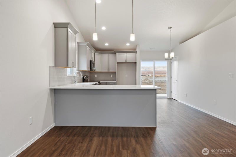 924 La Vista Drive