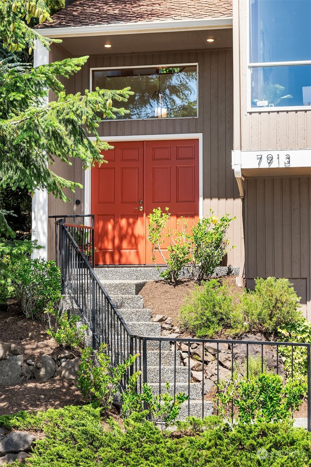 Photo of 7913 127th Avenue SE, Newcastle, WA 98056 (MLS # 2262845)