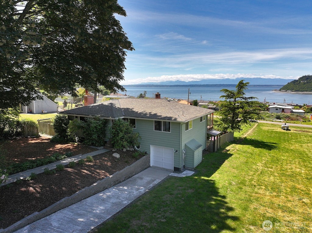 Photo of 8216 Whidbey Drive, Clinton, WA 98236 (MLS # 2543584)