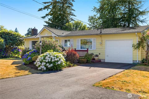 Photo of 1019 Lybarger Street NE, Olympia, WA 98506 (MLS # 2563839)