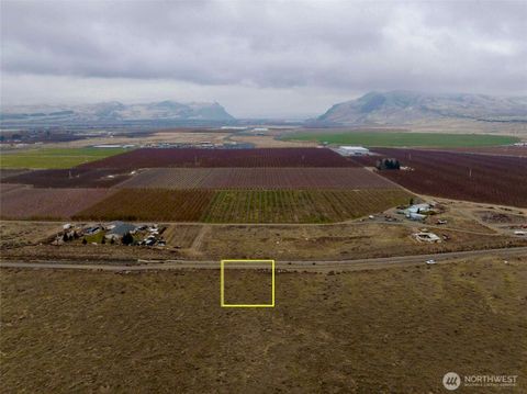 Photo of 23437 Road U SW, Mattawa, WA 99349 (MLS # 2485792)