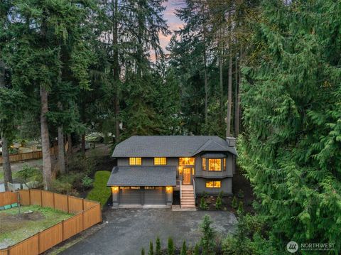 Photo of 15817 SE Newport Way, Bellevue, WA 98006 (MLS # 2498910)