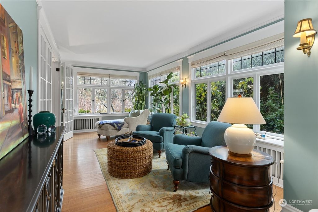 listing image 9367052710970117064