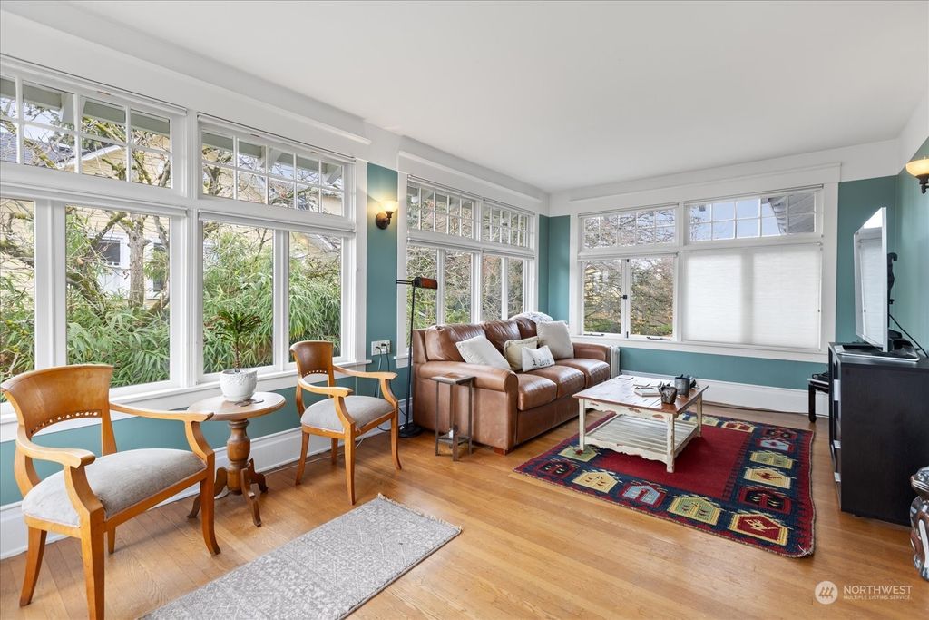 listing image 9363005935260440988