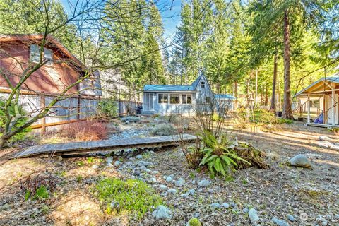 A home in Packwood