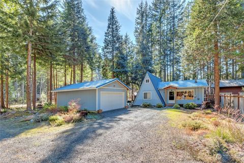 A home in Packwood