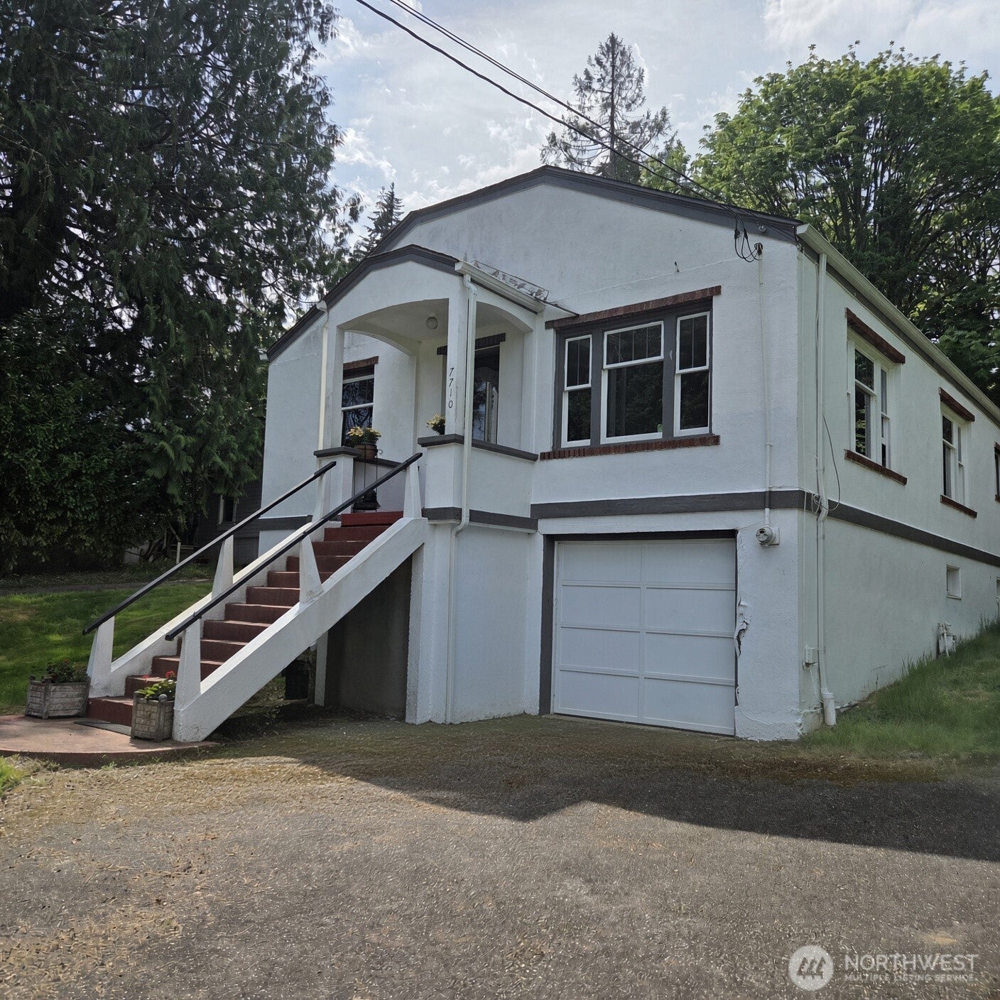 7706 Pioneer Way