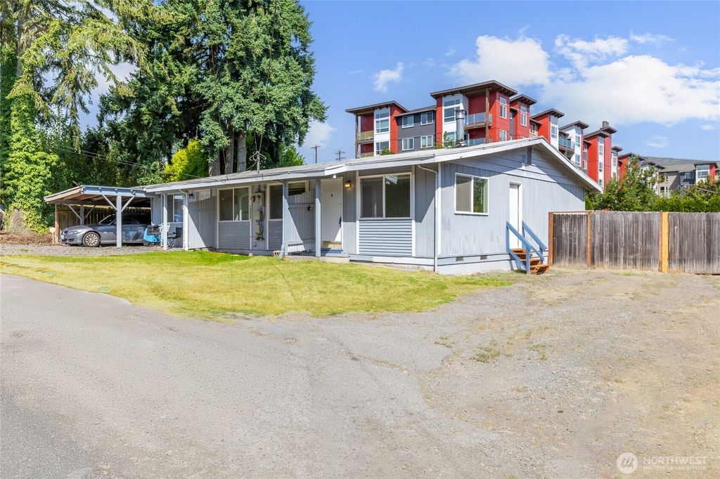 Photo of 16529 Alderwood Mall Parkway, Lynnwood, WA 98037 (MLS # 2420248)
