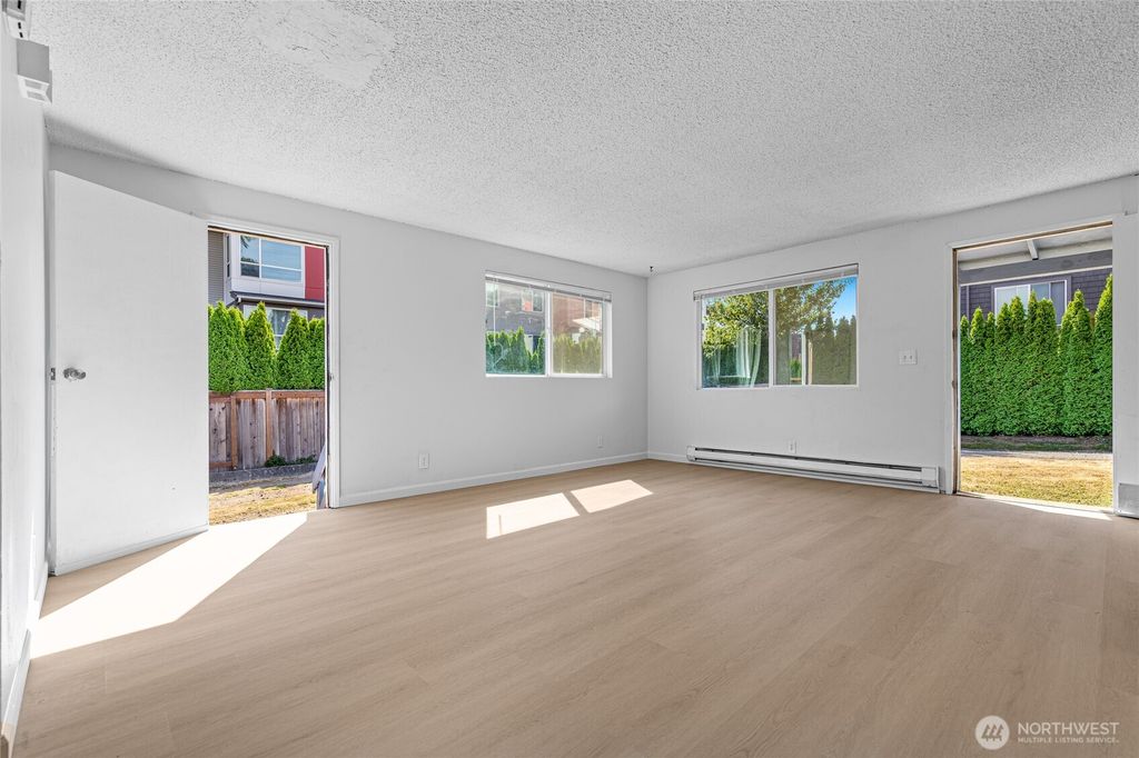 Photo of 16529 Alderwood Mall Parkway, Lynnwood, WA 98037 (MLS # 2420248)