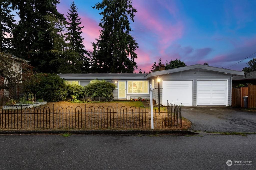 Photo of 3949 S 293rd Street, Auburn, WA 98001 (MLS # 2157643)