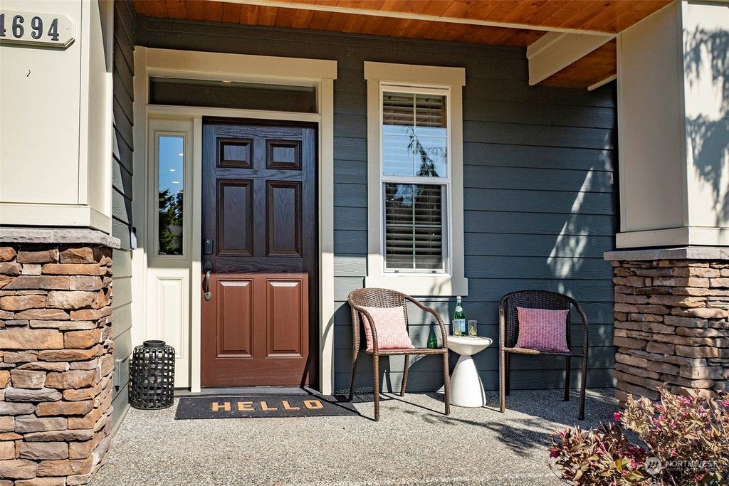 Photo of 4694 Arbors Circle, Mukilteo, WA 98275 (MLS # 2077482)