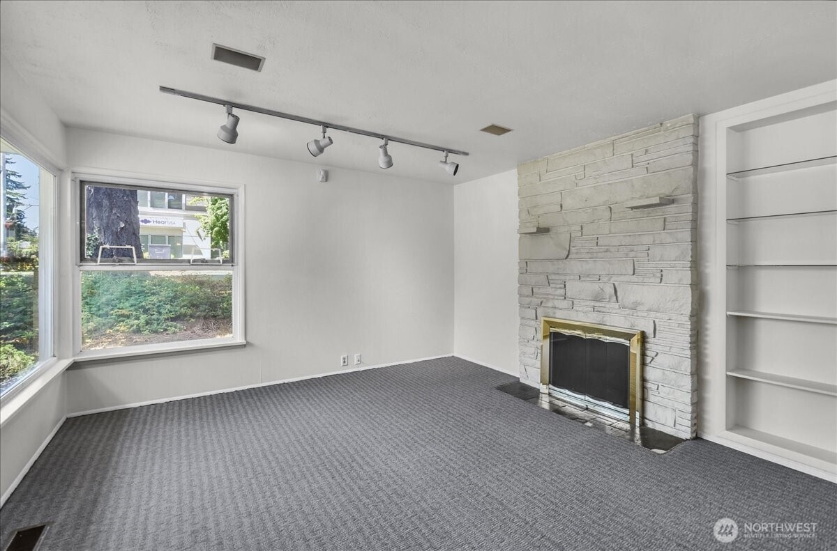 7523 220th Street SW