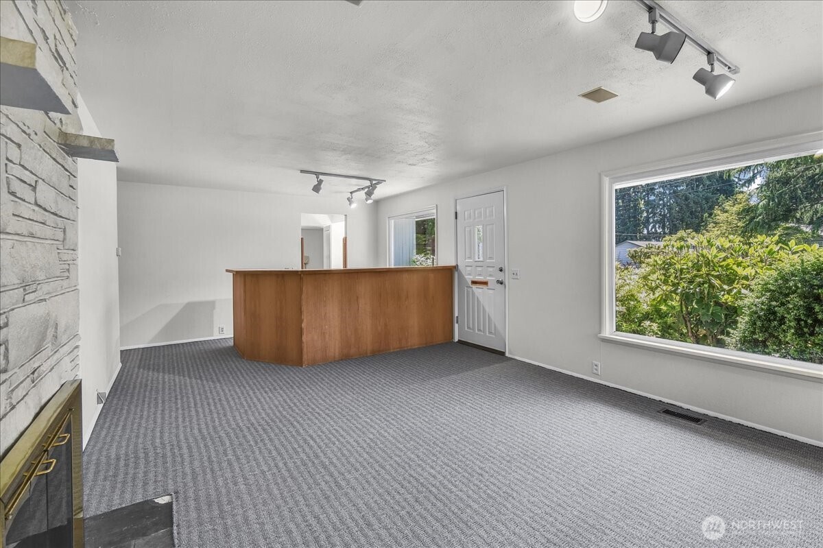 7523 220th Street SW