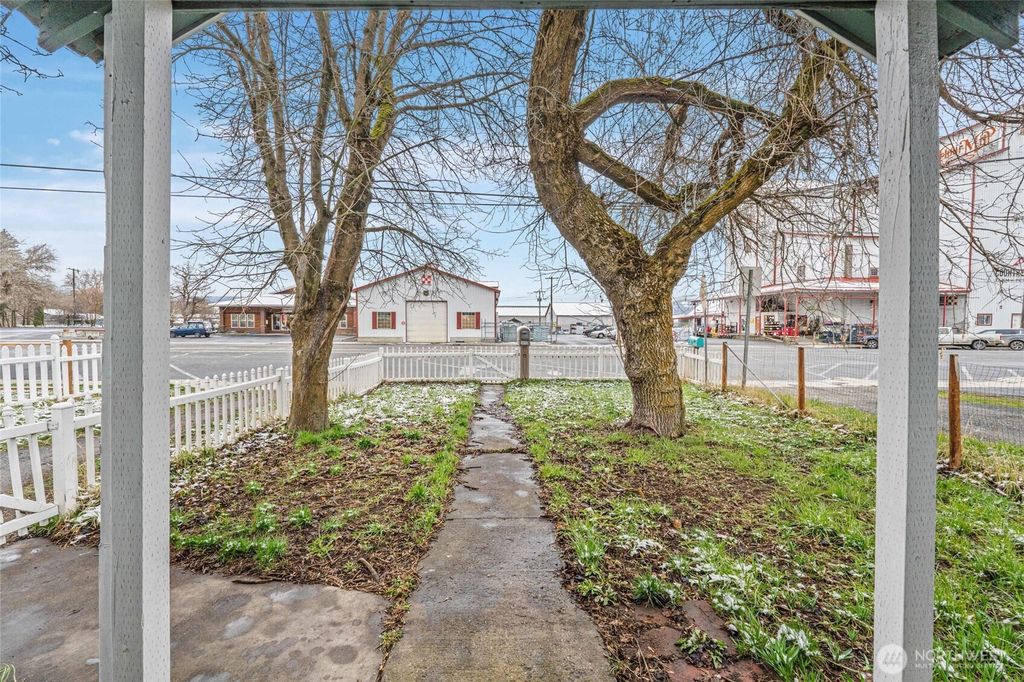 Photo of 444 W 1st Avenue, Colville, WA 99114 (MLS # 2492945)