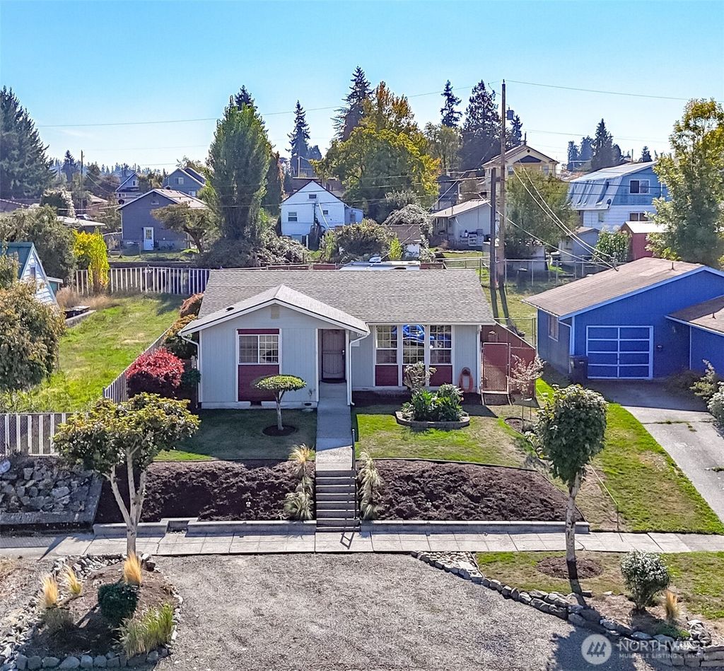 Photo of 2232 E Wright Avenue, Tacoma, WA 98404 (MLS # 2443517)