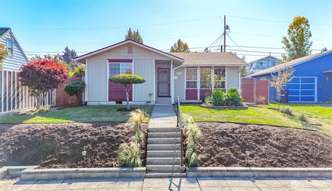 Photo of 2232 E Wright Avenue, Tacoma, WA 98404 (MLS # 2443517)