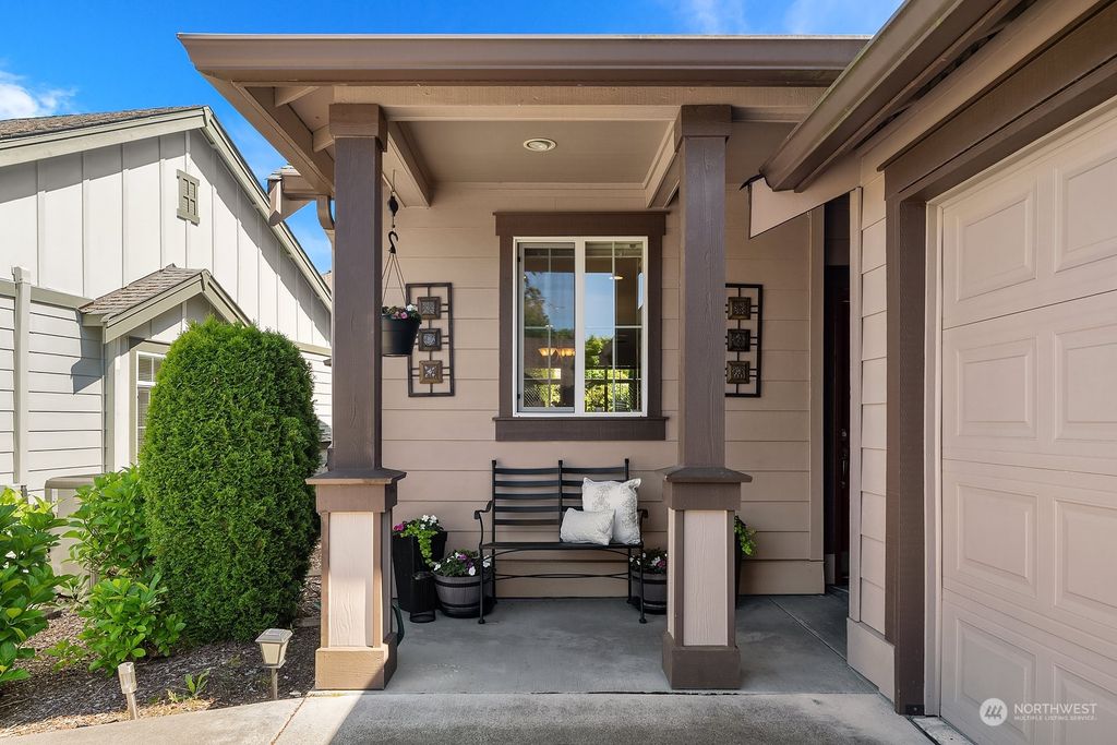 Photo of 23848 NE 112th Circle #1, Redmond, WA 98053 (MLS # 2250805)