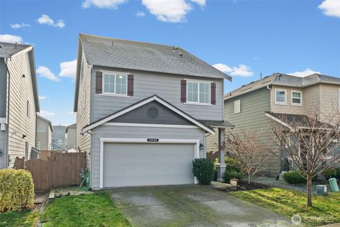 Photo of 10586 189th Street E, Puyallup, WA 98374 (MLS # 2464406)