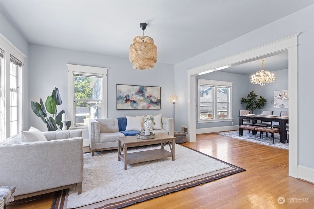 Photo of 14 W Crockett Street, Seattle, WA 98119 (MLS # 2263276)
