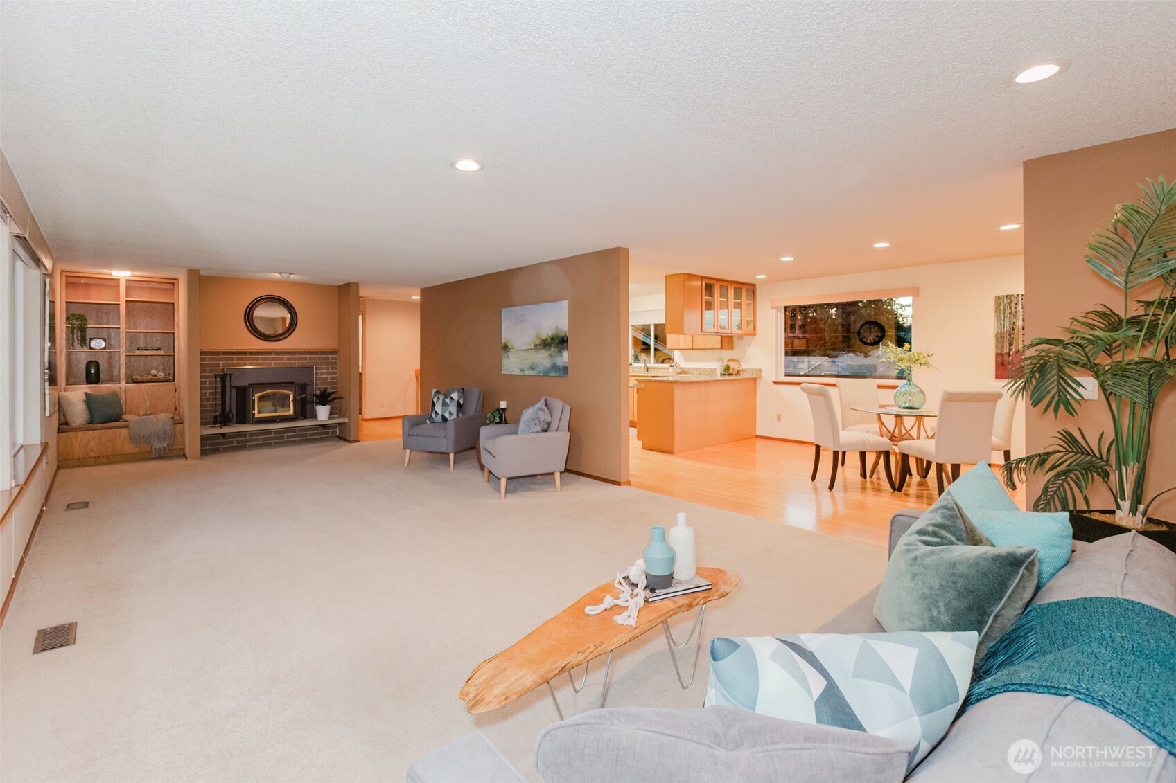 4325 Ridge Crest Way SE