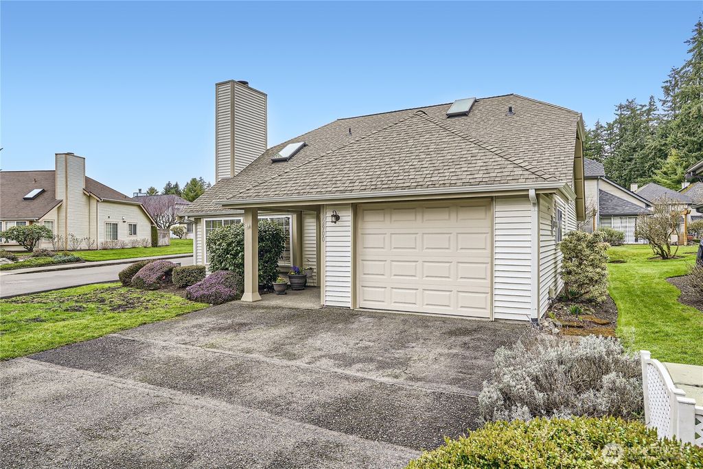 Photo of 32900 3rd Place S, Federal Way, WA 98003 (MLS # 2345454)