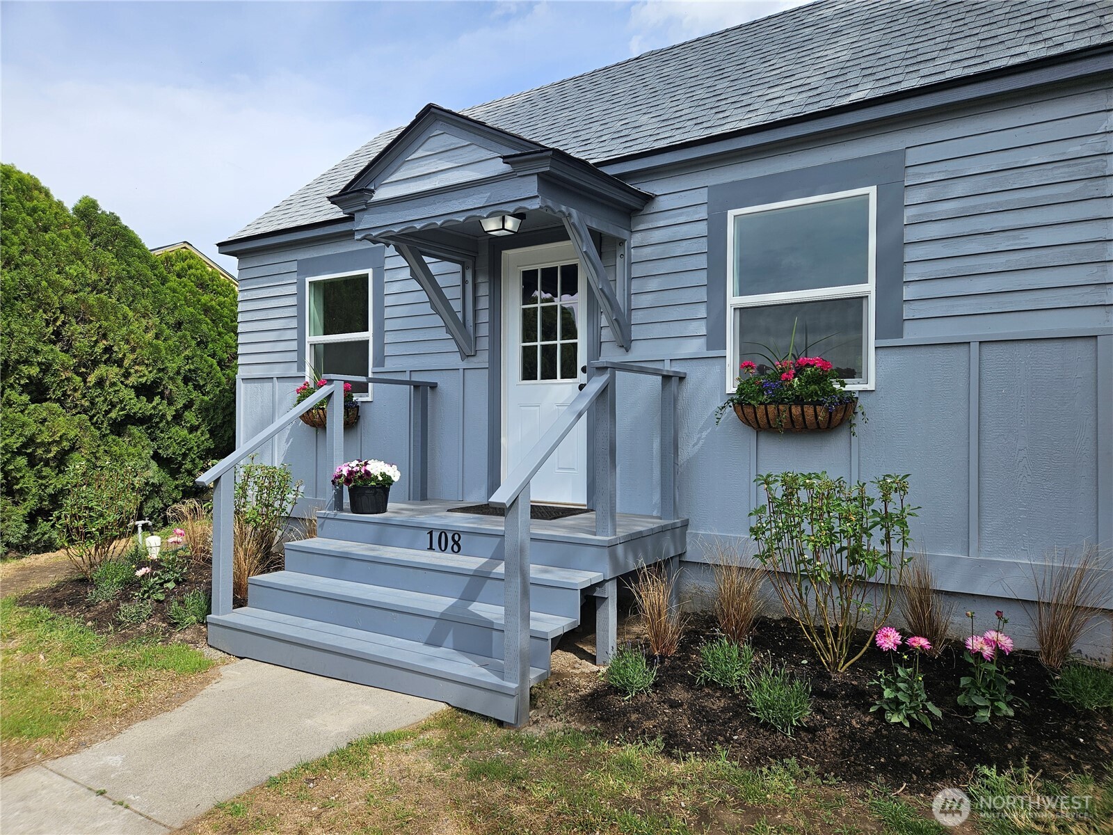 Listing image 1