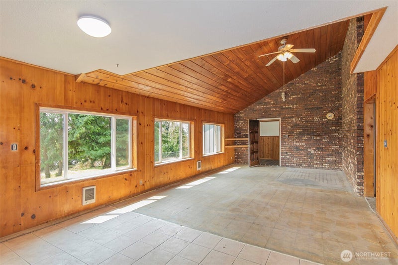 101 Linda Vista Drive