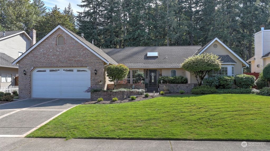 Photo of 15013 SE 184th Street, Renton, WA 98058 (MLS # 2289044)