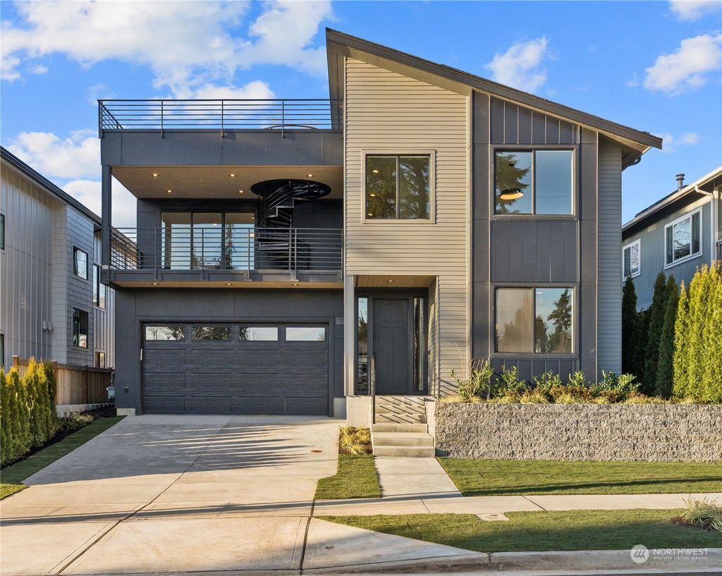 Photo of 1218 N 35th St, Renton, WA 98056 (MLS # 2173253)