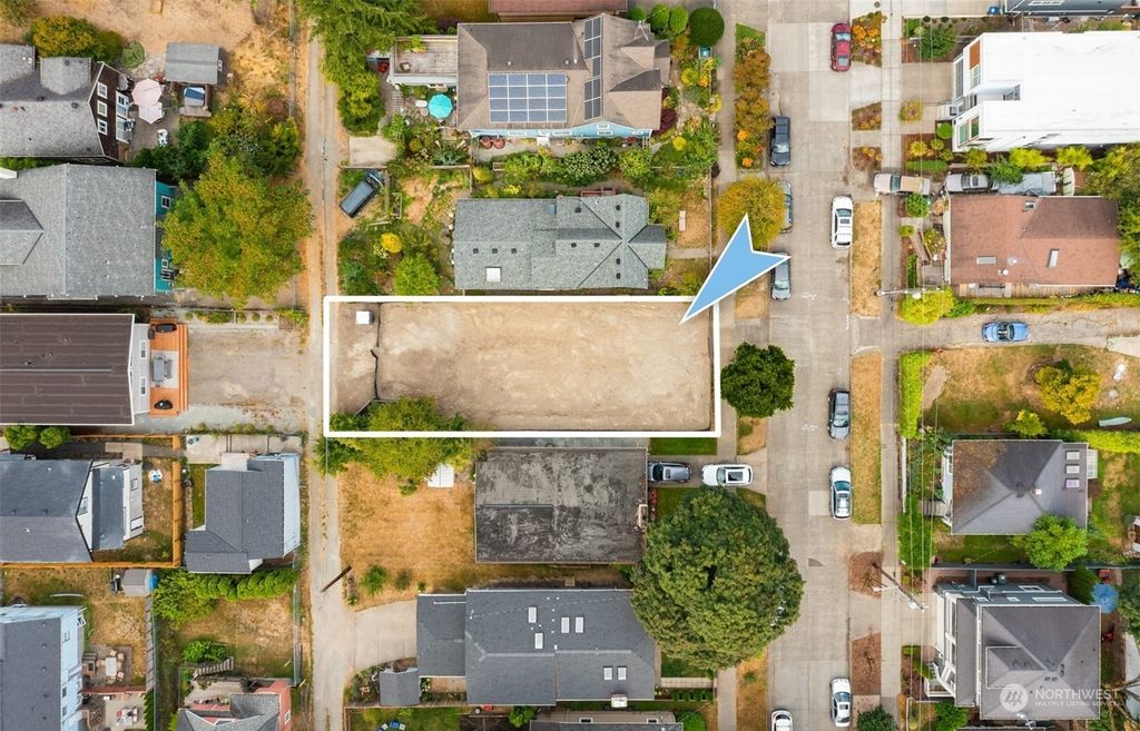 Photo of 415 31st Avenue E, Seattle, WA 98112 (MLS # 2071545)