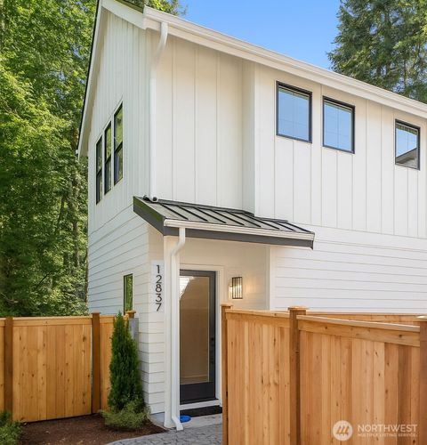 Photo of 12837 NE 91st Street, Kirkland, WA 98033 (MLS # 2380844)