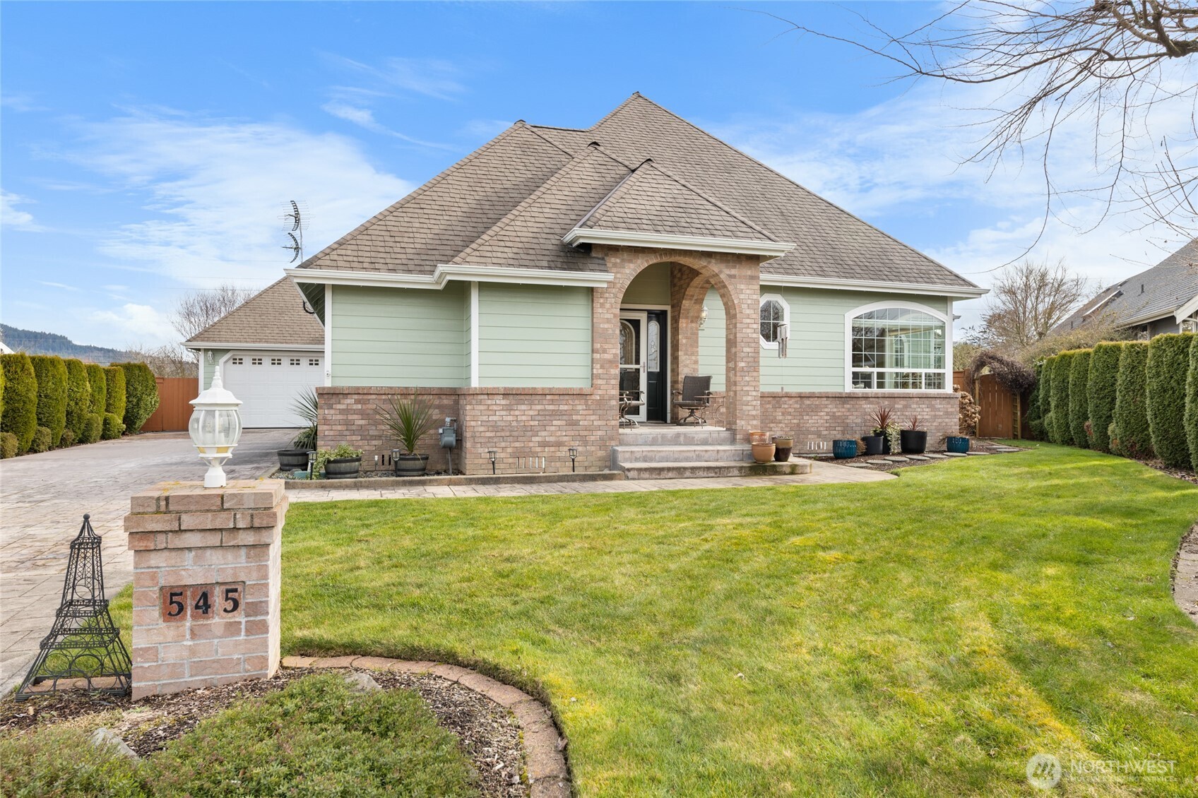 545 Mountain Circle Drive