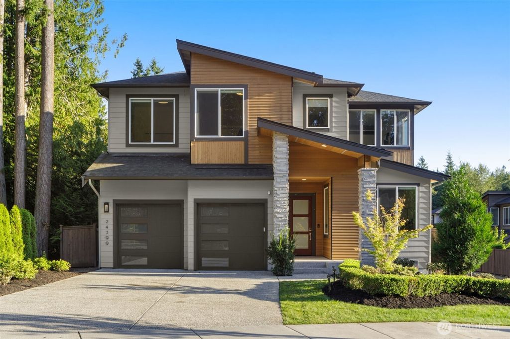 Photo of 24399 NE 24th Street, Sammamish, WA 98074 (MLS # 2423814)