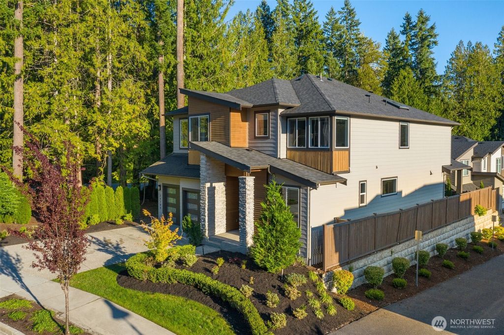 Photo of 24399 NE 24th Street, Sammamish, WA 98074 (MLS # 2423814)