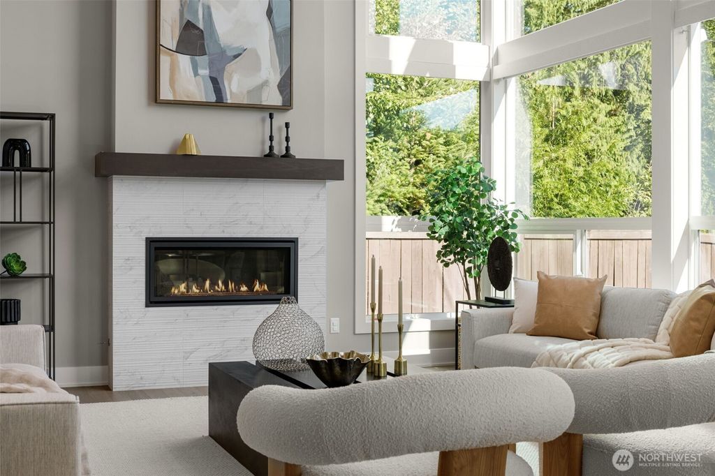 Photo of 24399 NE 24th Street, Sammamish, WA 98074 (MLS # 2423814)