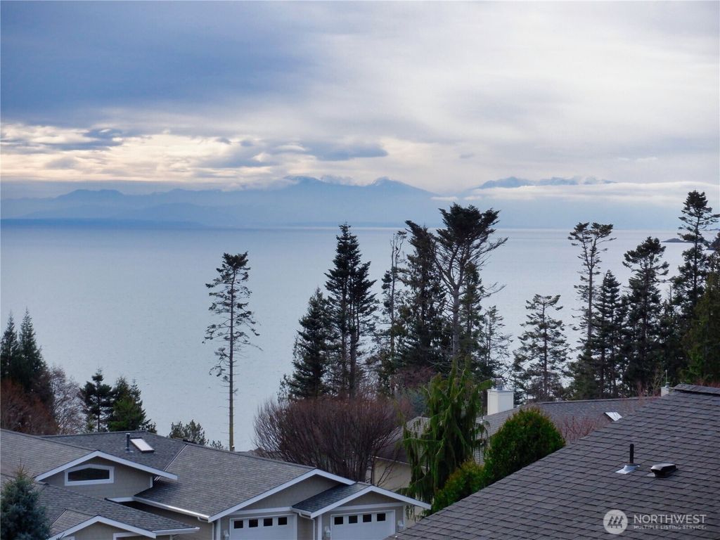 Photo of 4512 Queen Ann Way, Anacortes, WA 98221 (MLS # 2466359)