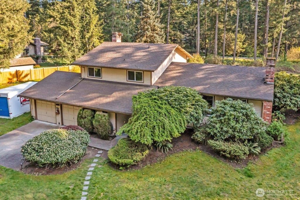 Photo of 17322 SE 324th Street, Auburn, WA 98092 (MLS # 2366357)