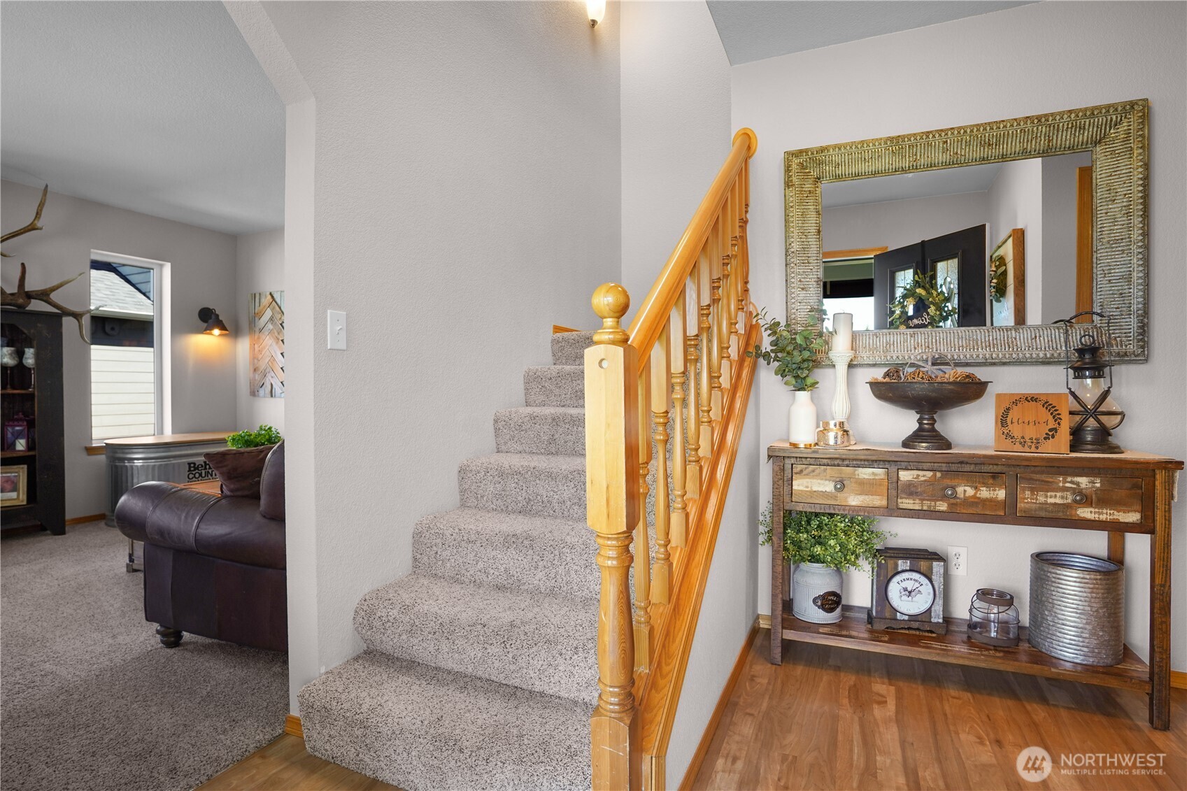 7028 Cavalier Street SW