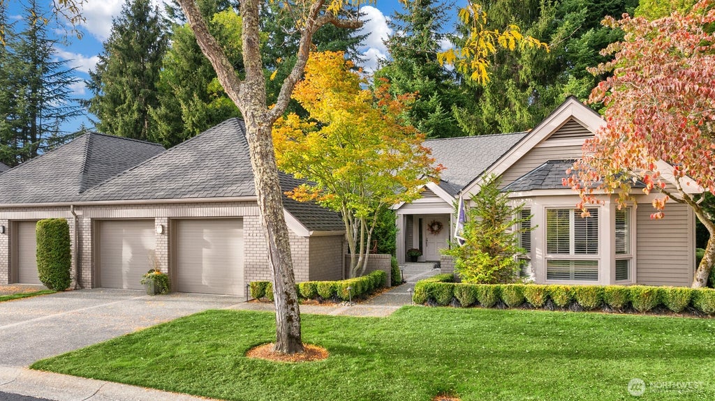 Photo of 1796 Bellevue Way NE #11, Bellevue, WA 98004 (MLS # 2587128)