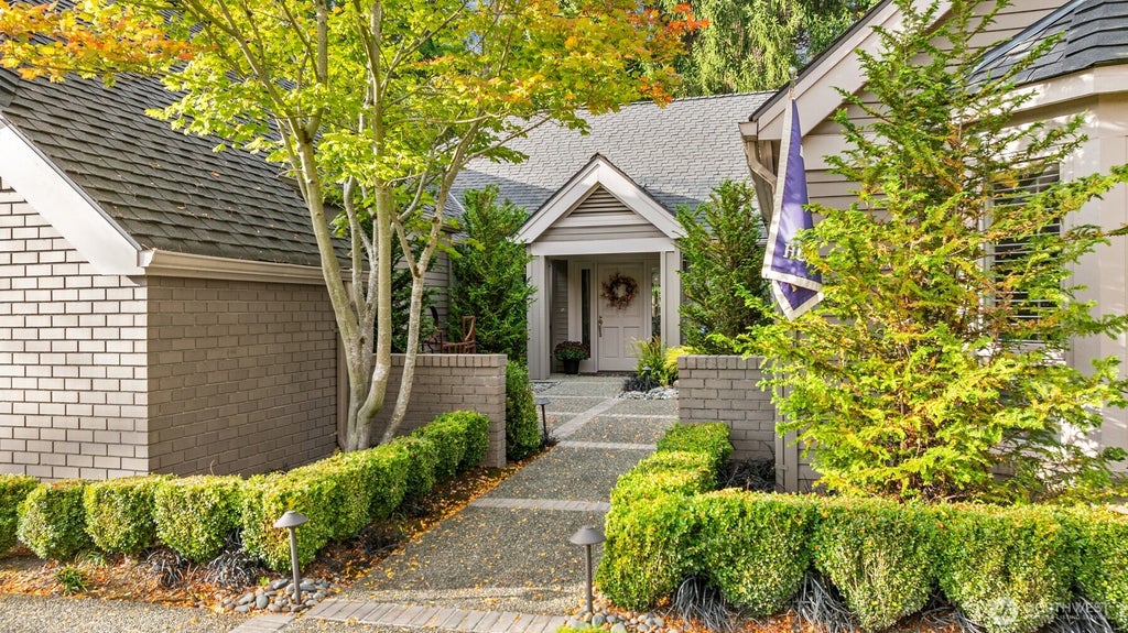 Photo of 1796 Bellevue Way NE #11, Bellevue, WA 98004 (MLS # 2587128)