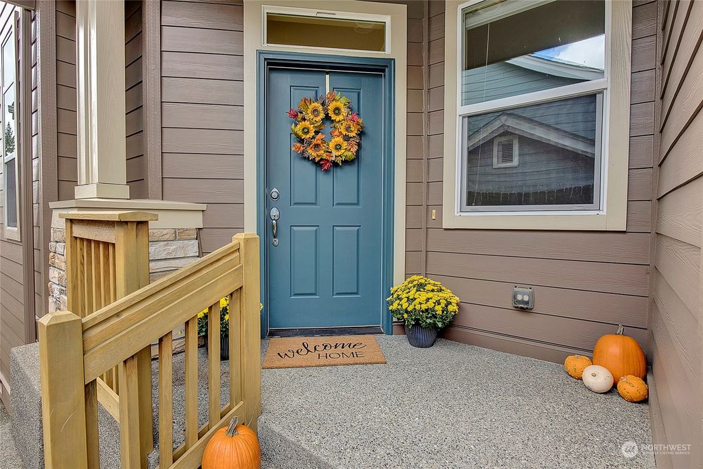 Photo of 13423 Adair Creek Way NE, Redmond, WA 98053 (MLS # 2173680)