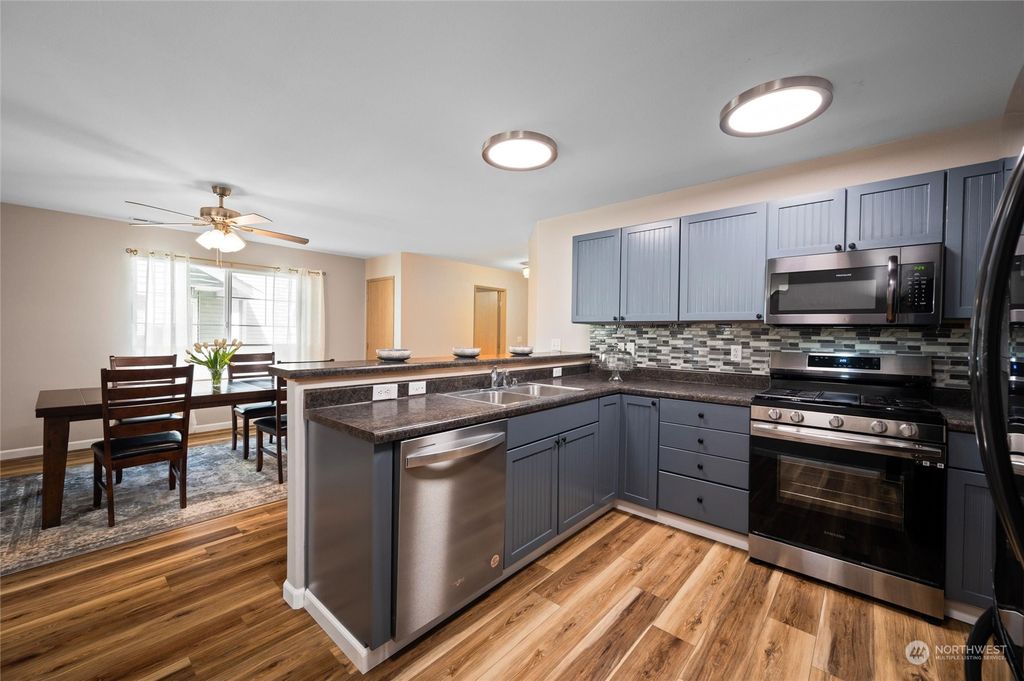 listing image 9366043528751963450