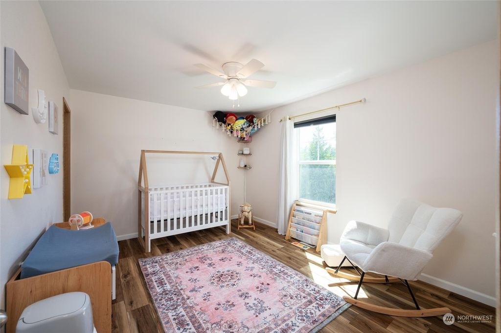 listing image 9365019822448260008