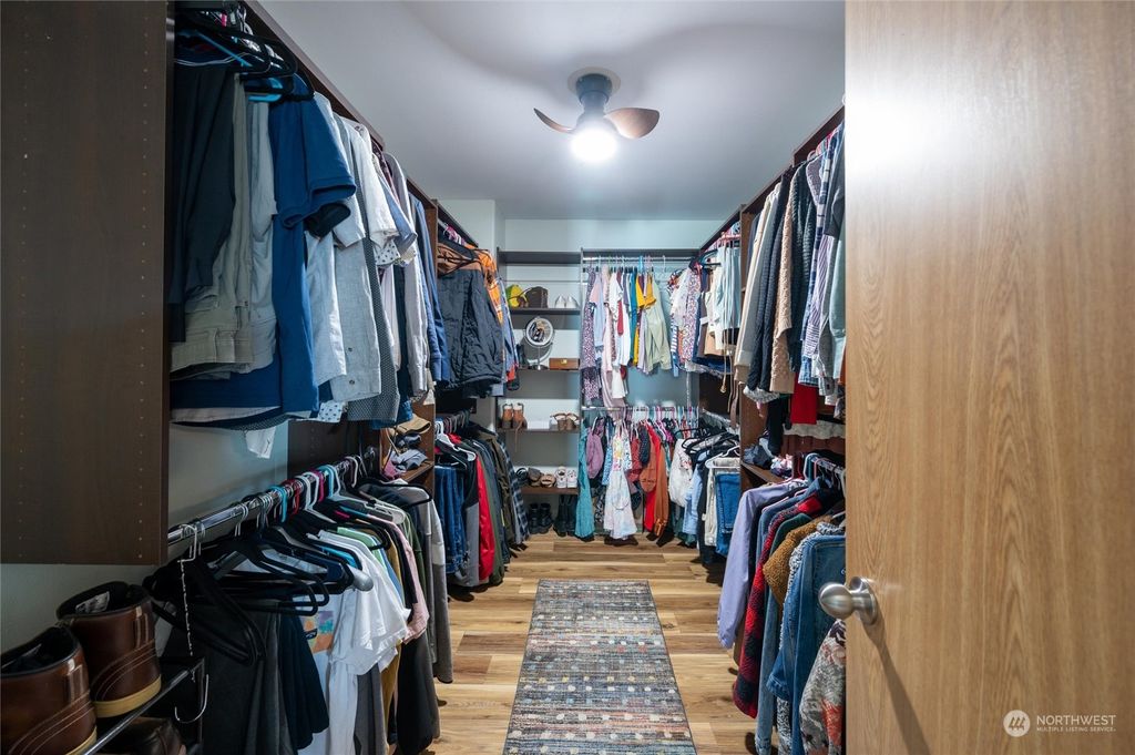 listing image 9367783648913305228